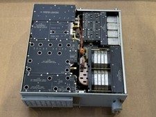 R&S Rohde & Schwarz UHF amplificador de potencia VD 130 VD130 467.6004.04 para XT 303, usado segunda mano  Embacar hacia Mexico