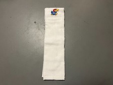 Toalha de futebol Kansas Jayhawks Team emitida jogador branco exclusivo comprar usado  Enviando para Brazil