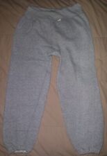 CALÇA DE MOLETOM VINTAGE ANOS 60 WILSON CORDÃO GRANDE CINZA ANOS 70 EUA EQUIPAMENTO ESPORTIVO EM BRANCO comprar usado CALÇA DE MOLETOM VINTAGE ANOS 60 WILSON CORDÃO GRANDE CINZA ANOS 70 EUA EQUIPAMENTO ESPORTIVO EM BRANCO comprar usado  Enviando para Brazil