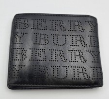 Carteira masculina Burberry E2956 logotipo perfurado bi dobrável preta  comprar usado Carteira masculina Burberry E2956 logotipo perfurado bi dobrável preta  comprar usado  Enviando para Brazil