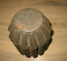 Ancien moule gâteau d'occasion  Neuville-aux-Bois