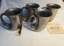 Usado, Wilton Armetale Horn Canecas Trompete Taverna Tankard Cerveja Pedras Lote de Quatro - USADO comprar usado Usado, Wilton Armetale Horn Canecas Trompete Taverna Tankard Cerveja Pedras Lote de Quatro - USADO comprar usado  Enviando para Brazil