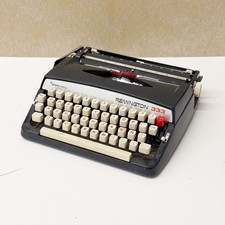 Usado, Máquina de escrever manual Sperry Rand Remington 333 década de 1970 em estado de funcionamento com estojo comprar usado  Enviando para Brazil