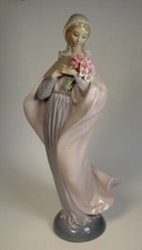 Beautiful lladro lady for sale  Briarcliff Manor