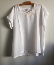 Blouse blanche polyester d'occasion  Bourg-de-Thizy