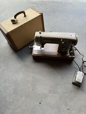 Máquina de costura Nelco R-400-2 trabalho muito silenciosa com pedal e estojo feita no Japão limpa comprar usado  Enviando para Brazil