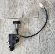 Pompa freno posteriore usato Pompa freno posteriore usato  Tollegno