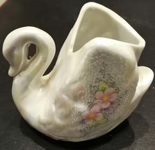 Small ceramic swan for sale  GREAT YARMOUTH