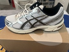 asics d'occasion asics d'occasion Expédié en Belgium