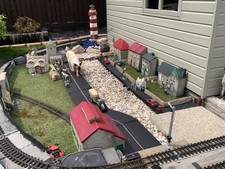Gauge buildings garden for sale  SANDOWN