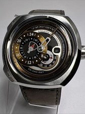 Orologio seven friday usato  Spedire a Italy