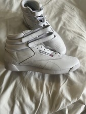 Tênis Reebok Feminino Freestyle High Top Branco/Prata, Tamanho 8, usado comprar usado  Enviando para Brazil