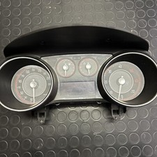 Quadro strumenti contachilomet usato  Milano