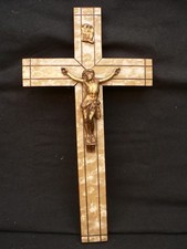 Ancien grand crucifix d'occasion Ancien grand crucifix d'occasion  Montignac