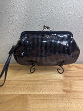 Bolsa de noite Coach edição limitada "Julia" azul marinho lantejoulas Kisslock pulseira comprar usado Bolsa de noite Coach edição limitada "Julia" azul marinho lantejoulas Kisslock pulseira comprar usado  Enviando para Brazil
