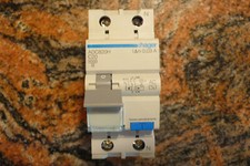 Disjoncteur differentiel 20a d'occasion  Barr