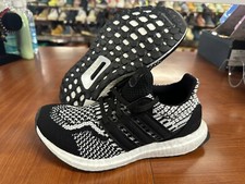 Adidas UltraBoost 5.0 DNA J ‘Oreo’ Preto/Branco G58431 JUVENTUDE ESCOLHA O TAMANHO comprar usado  Enviando para Brazil