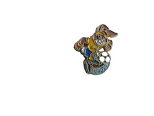Pin mascotte lapin d'occasion Pin mascotte lapin d'occasion  Metz-