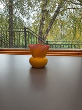 Vaso de vidro arte amarelo e vermelho estrela com babados comprar usado Vaso de vidro arte amarelo e vermelho estrela com babados comprar usado  Enviando para Brazil