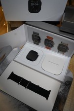 Montre connectée design d'occasion  Clermont-Ferrand-