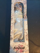 Bambola porcelain doll usato  Candelo