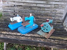 Jouet machines coudre d'occasion  Villeneuve-la-Guyard