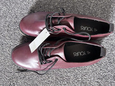 Size 8eee ladies for sale  WELSHPOOL