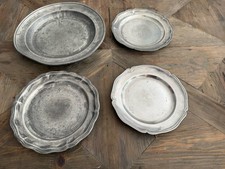 Ensemble plats assiettes d'occasion  Mont-Saint-Aignan
