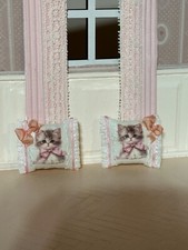 Almofadas para gatinhos feitas artesanalmente em miniatura para casa de bonecas 1:12, usado comprar usado  Enviando para Brazil