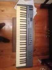 Vends synthétiseur clavier d'occasion  Peyriac-de-Mer