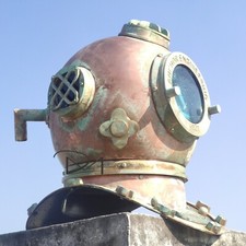 Usado, Capacete de mergulho estilo antigo ferro completo acabamento enferrujado marítimo da Marinha dos EUA Mark V comprar usado  Enviando para Brazil