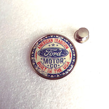 Pin lapel pin d'occasion  Lille-