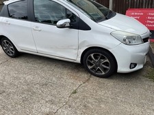 2013 toyota yaris for sale  HORLEY