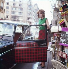 2 x reprint retirage labo photo format 15x15cm Sheila Renault 4L parisienne comprar usado  Enviando para Brazil