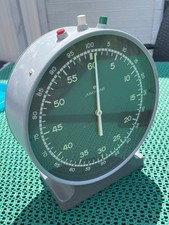 Junghans laboruhr leuchtet gebraucht kaufen  Lübeck