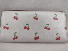 Carteira Marc by Marc Jacobs estampa cereja creme com cerejas vermelhas dupla longa comprar usado  Enviando para Brazil