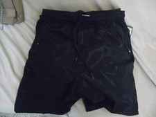 Short noir taille d'occasion  La Ciotat