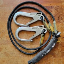 Cordão duplo Petzl Absorbica-Y 150 MGO com ganchos de pressão de trava dupla, usado comprar usado  Enviando para Brazil
