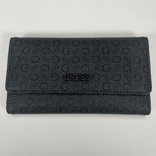 Guess women classic for sale  Allentown