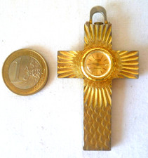 Curieuse croix pendentif d'occasion  L'Isle-sur-la-Sorgue