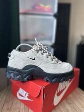 Size 5.5 nike for sale  NORTHAMPTON