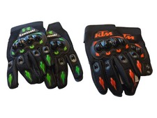 Paire gants moto d'occasion  Pont-sur-Yonne