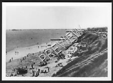 Beach looking top for sale  WALTON ON THE NAZE