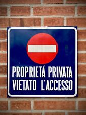 Insegna smaltata proprieta usato  Codroipo