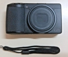 Fotocamera digitale ricoh usato  Angri