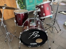 Entry level acoustic for sale  GUILDFORD