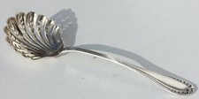 Cuillere saupoudreuse argent d'occasion  Elliant