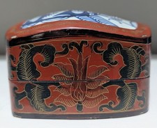 Usado, Laca “Caixa de Fragmento” com Inserção de Porcelana Azul e Branco – SE Asiático (Tailandês/Nepal) – comprar usado  Enviando para Brazil