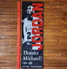 Usado, 1998 MINI PANO DE LONA GRAÇAS MICHAEL JORDAN BANNER CIDADE DE CHICAGO 29" X 10" comprar usado  Enviando para Brazil