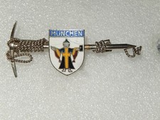 Ancienne broche piolet d'occasion  Riedisheim